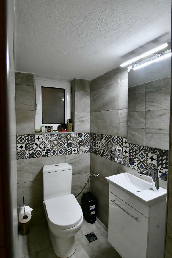 Comfortable, spacious studio @ Kolonaki Atenas Exterior foto